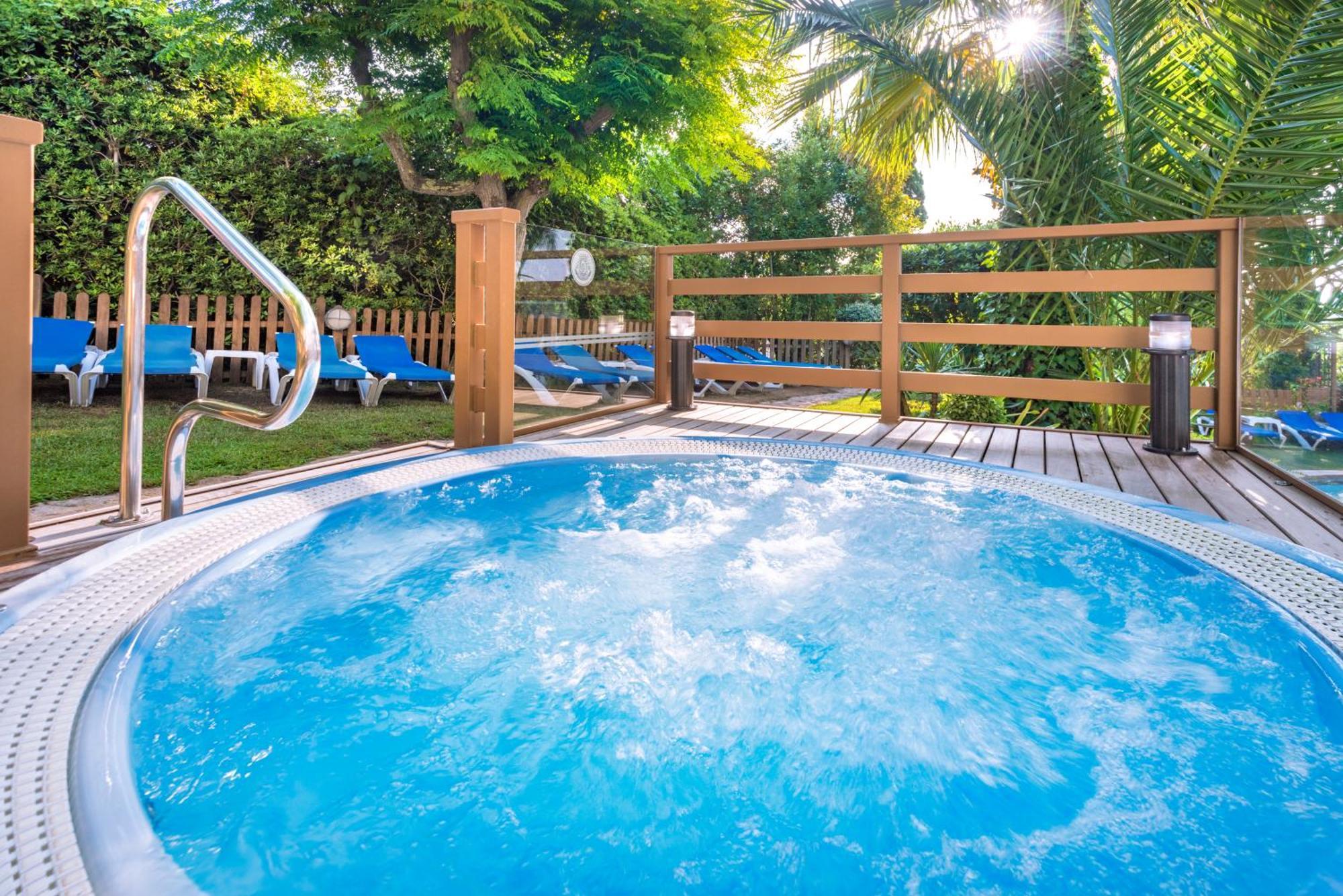 Hotel Ght Neptuno-Tossa & Venus Spa Tossa de Mar Eksteriør billede
